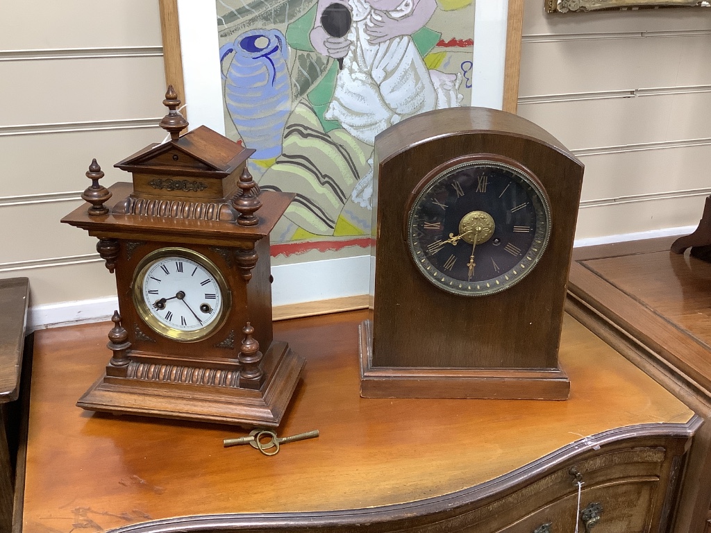 A French oak mantel clock and a German walnut mantel clock, tallest 40cm